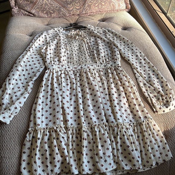 Naguaga Long-Sleeve Dress - Picture 8 of 8